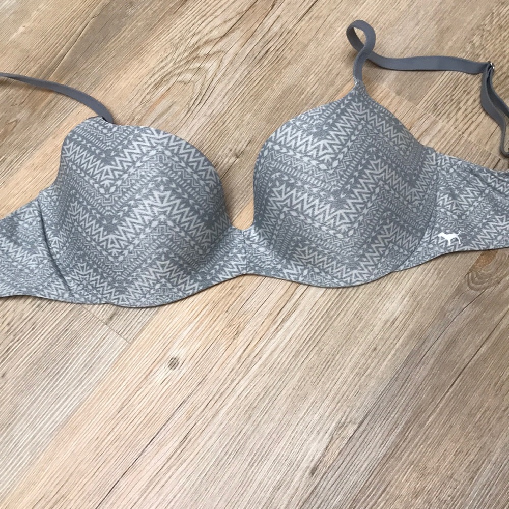 VICTORIA’S SECRET PINK BRAND GRAY AND WHITE 32 DD